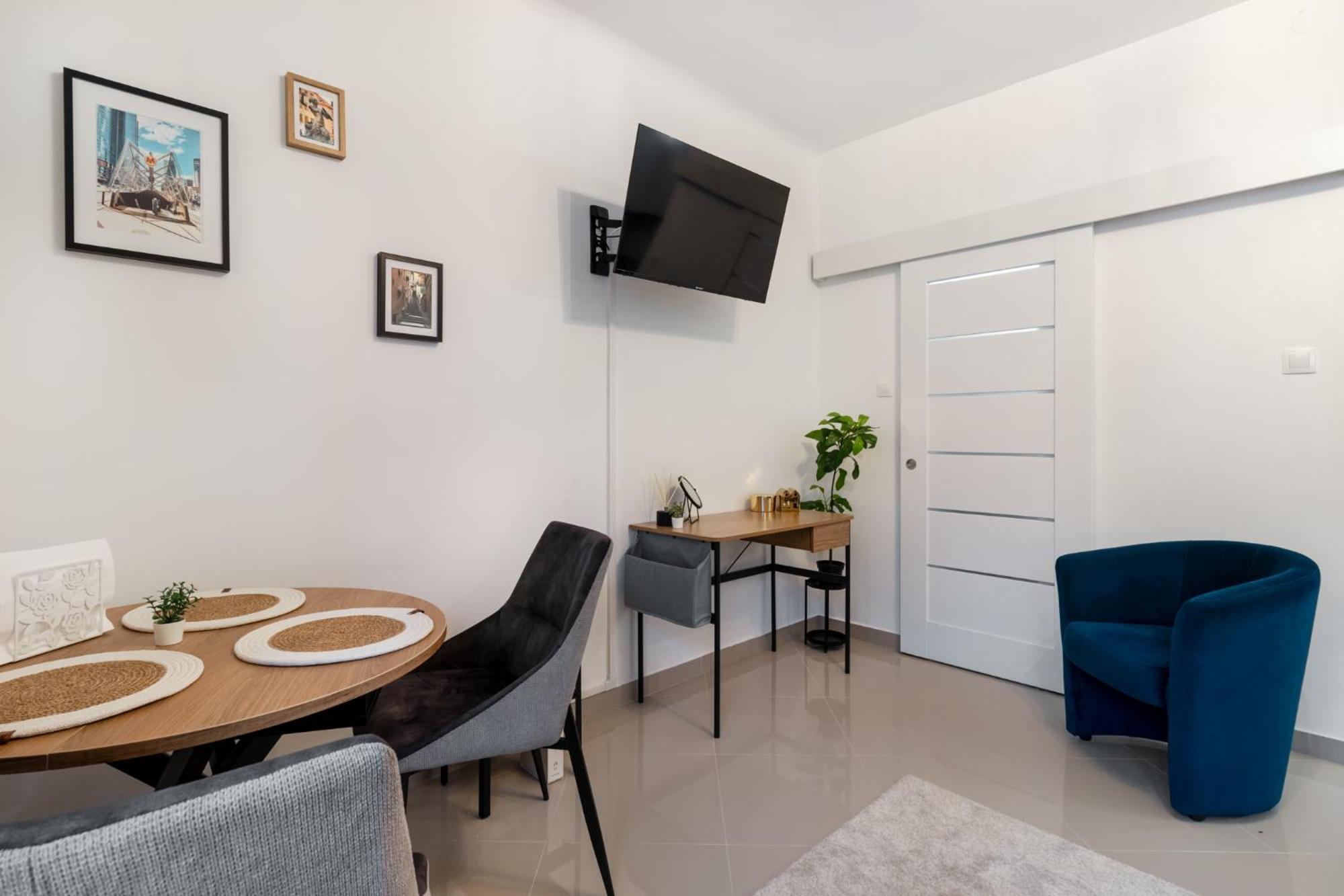 Golden Apartments Warsaw-Cozy Studio-Old Town&Orla Exterior photo